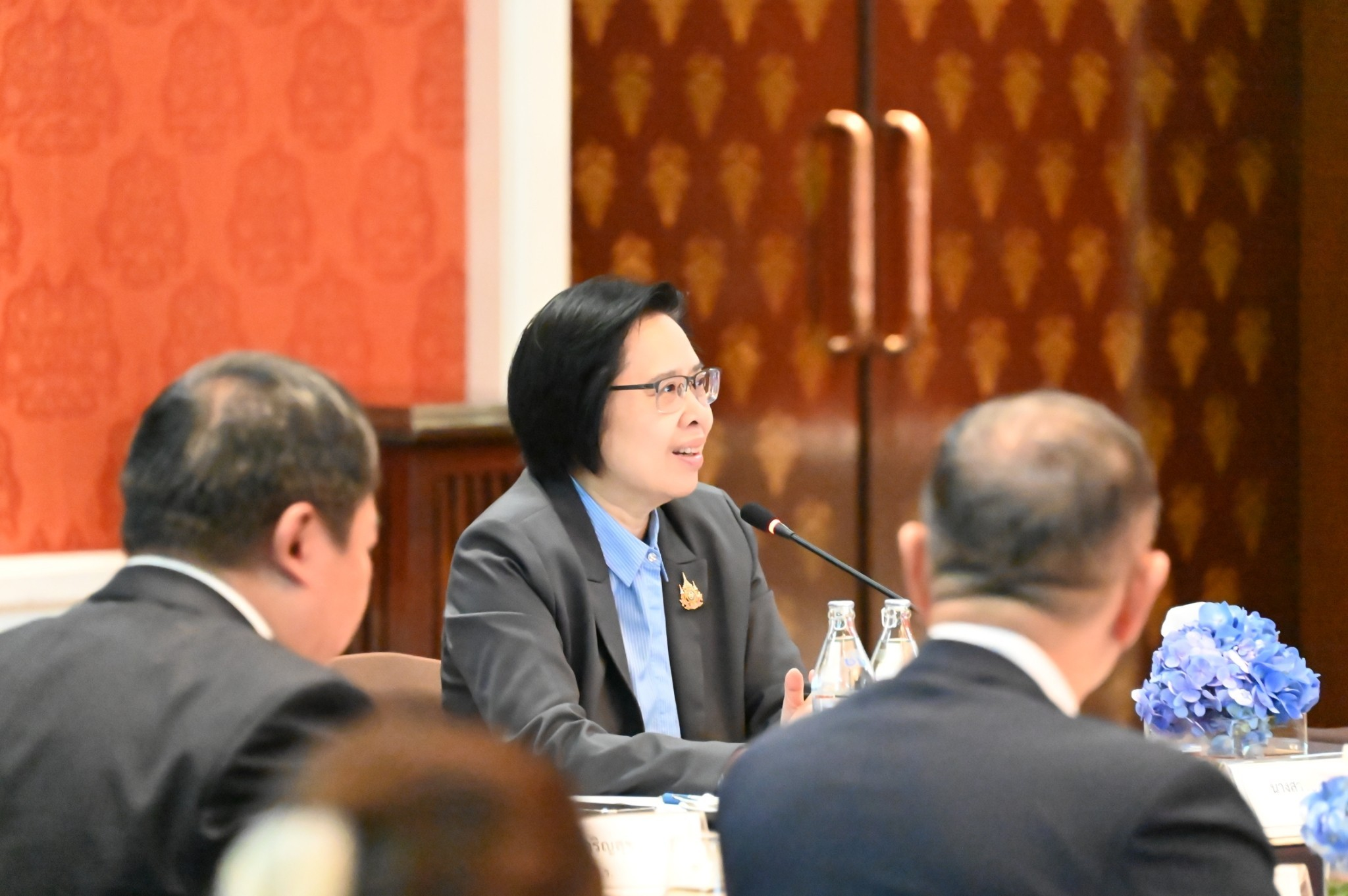 ﻿กรมบังคับคดีเข้าร่วมการประชุม เสียงสะท้อนจากภาคธุรกิจสู่การยกระดับ งานบริการภาครัฐ เพื่ออำนวยความสะดวกในการประกอบธุรกิจและการลงทุน